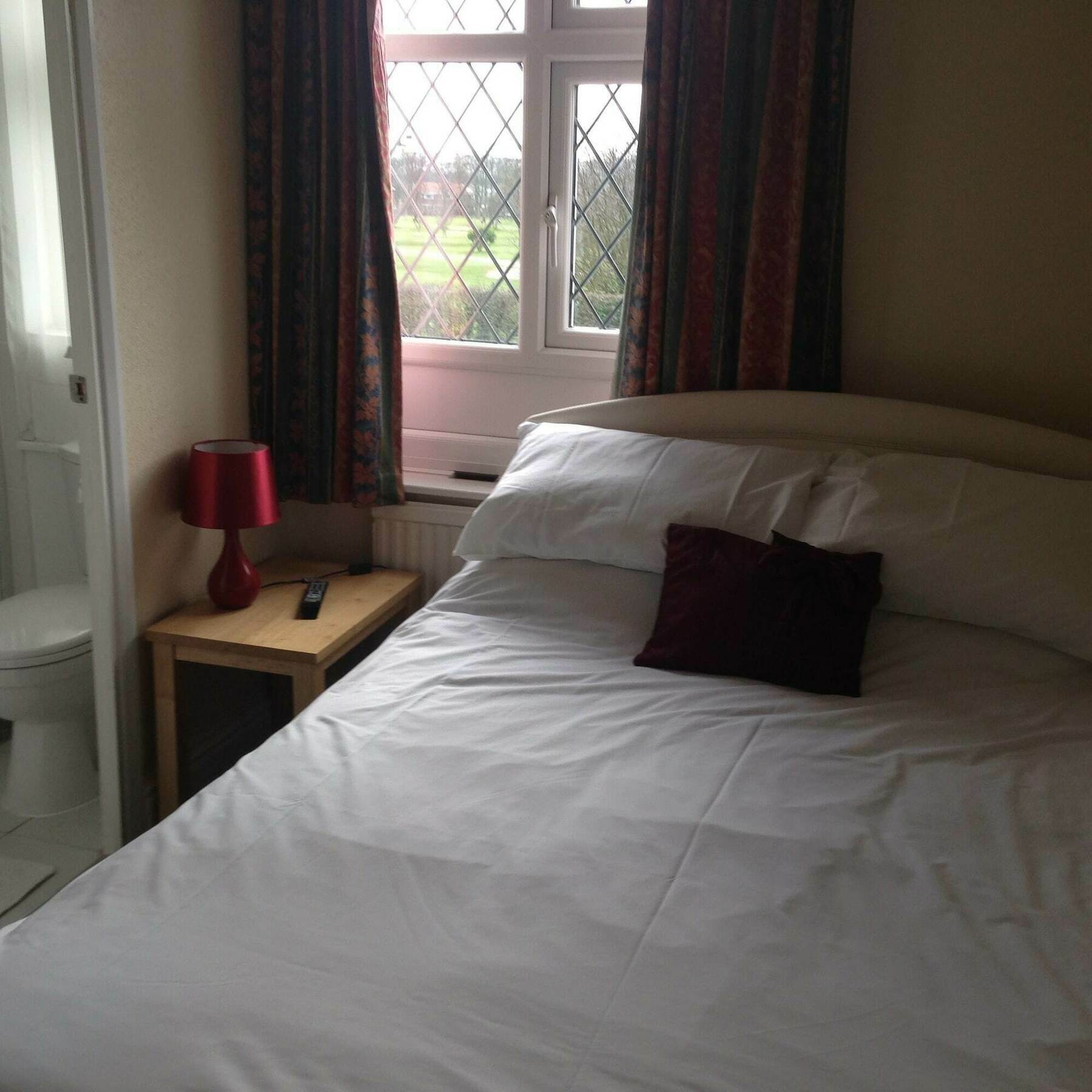 The Ivanhoe Hotel Scarborough Scalby  ภายนอก รูปภาพ